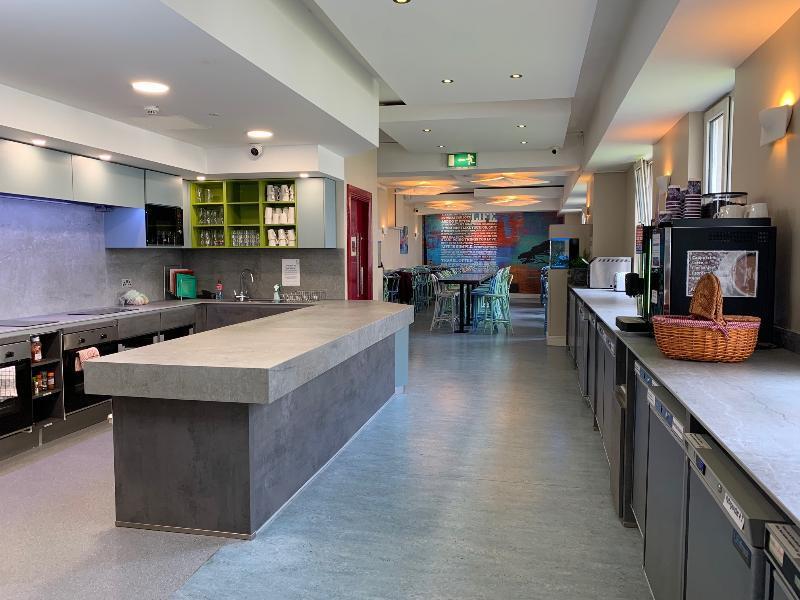 Kinlay Hostel Eyre Square Galway Ngoại thất bức ảnh